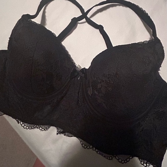 Victoria secrets has unwired can be razor back or regular bra sz 34c black - Picture 3 of 9